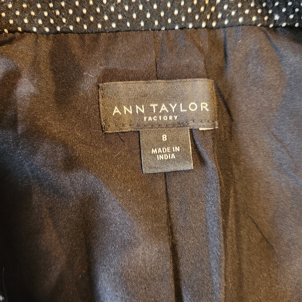 Ann Taylor Black Blazer With Polka Dots One Button Size 8 With Pockets - Picture 6 of 11